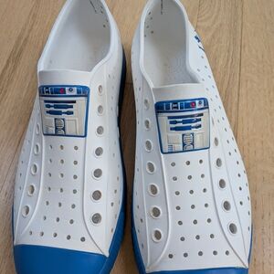 White and Blue Star Wars R2-D2 Native Jefferson Adult Slip-On Shoes